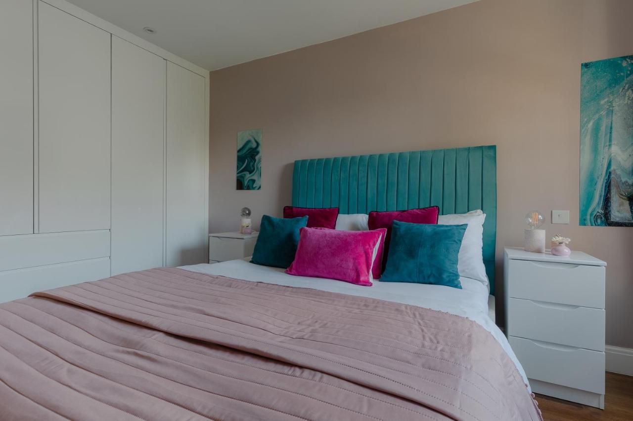 Notting Hill & Hyde Park Exclusive West-End Serene Designer Family Home 5Bed4Bath Londra Esterno foto